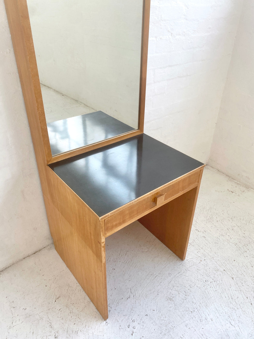 Douglas Snelling Dressing Table