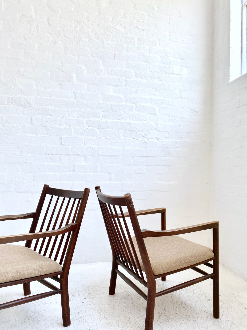 Erik Ole Jorgensen 'J147' Chair