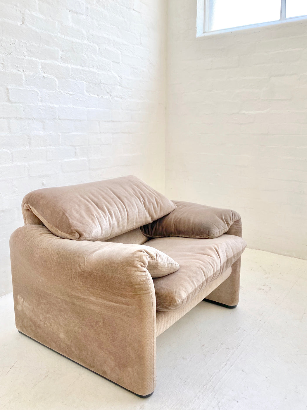 Vico Magistretti 'Maralunga' Chair