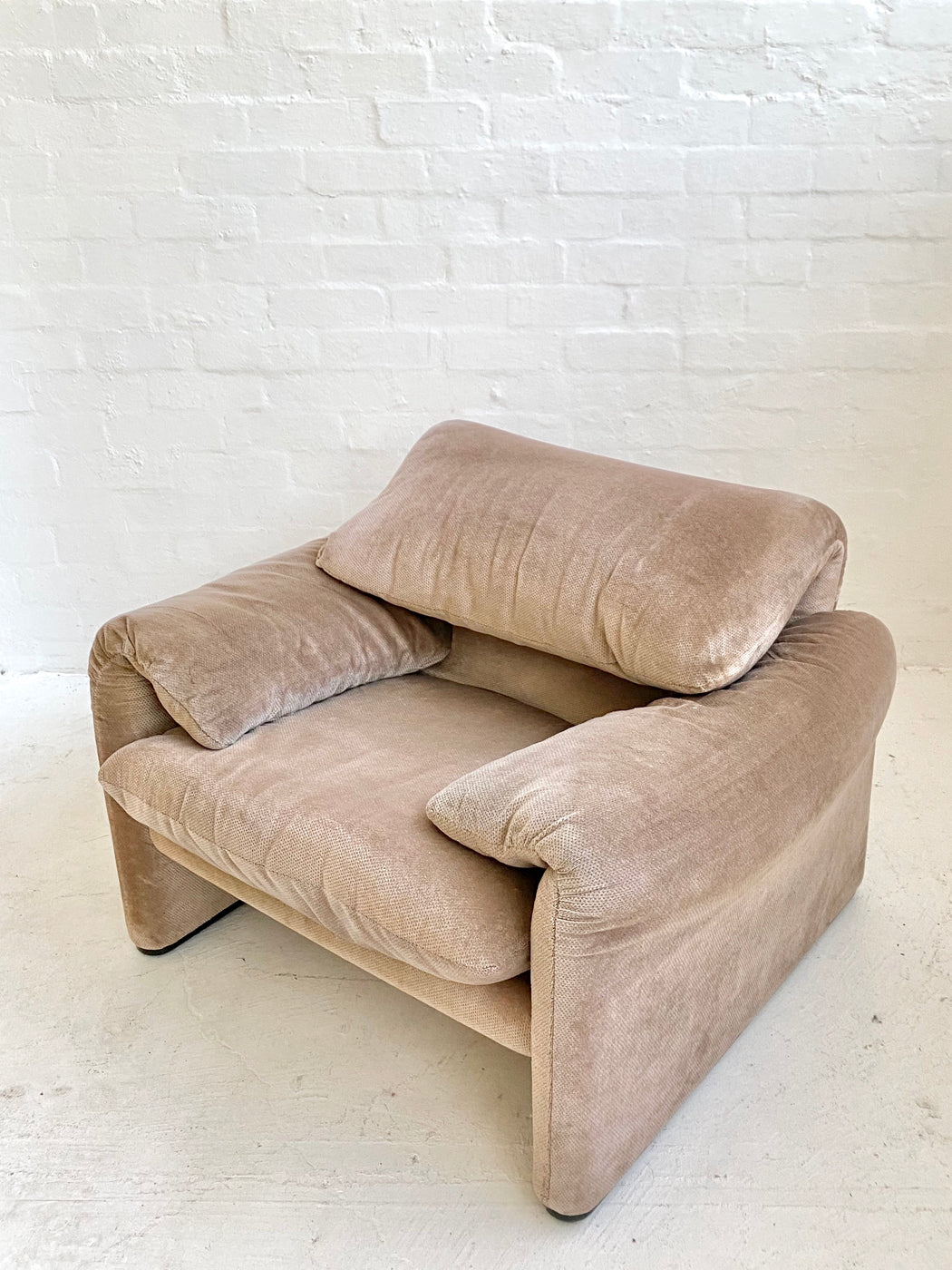 Vico Magistretti 'Maralunga' Chair