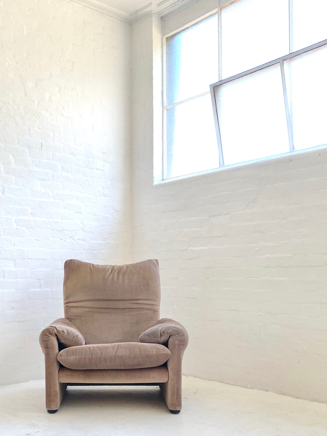 Vico Magistretti 'Maralunga' Chair
