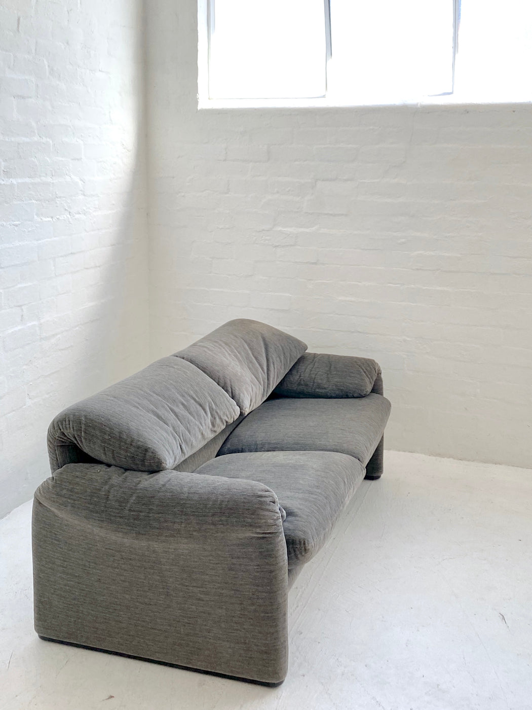 Vico Magistretti 'Maralunga' Sofa