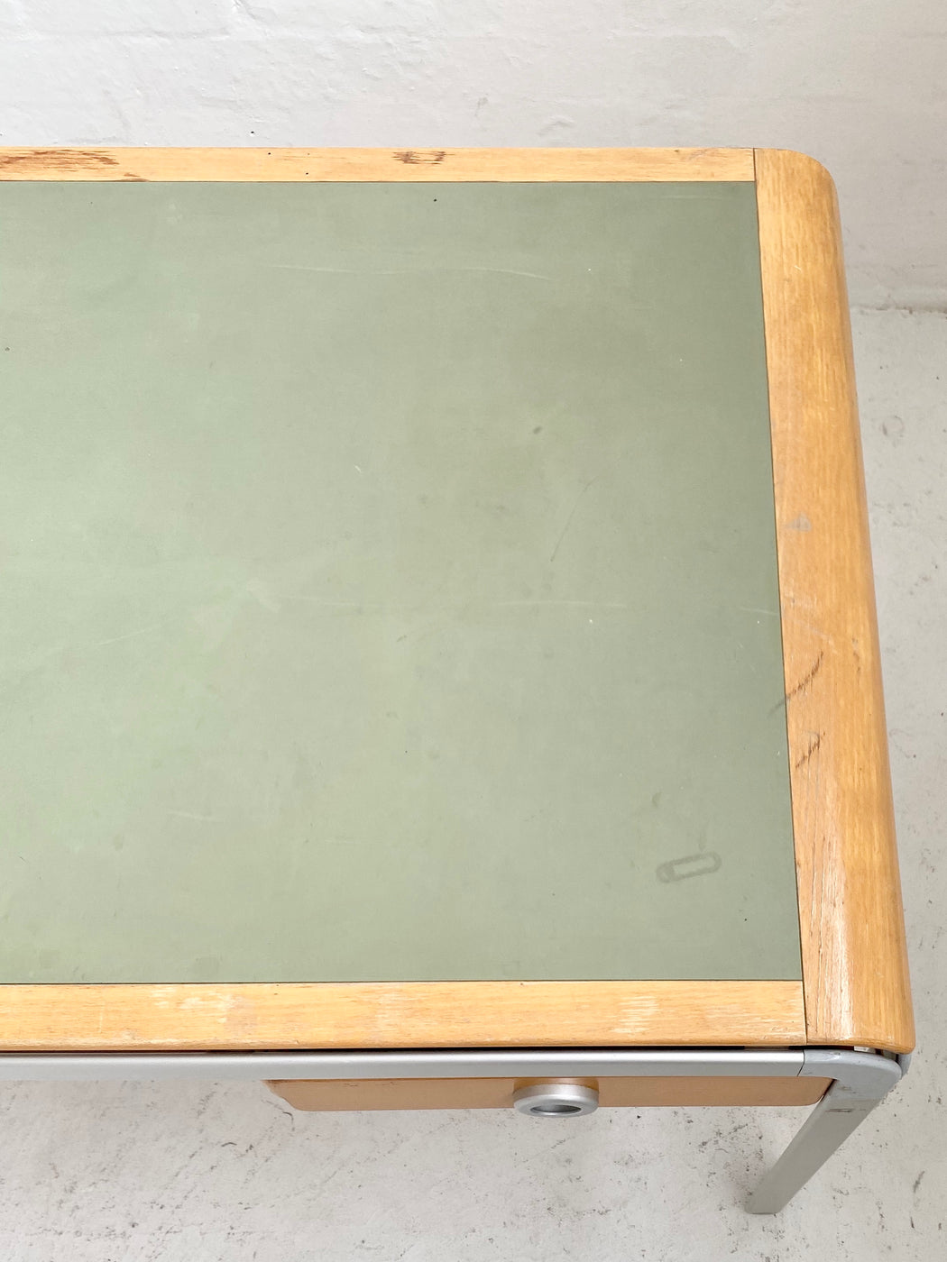 Arne Jacobsen Desk