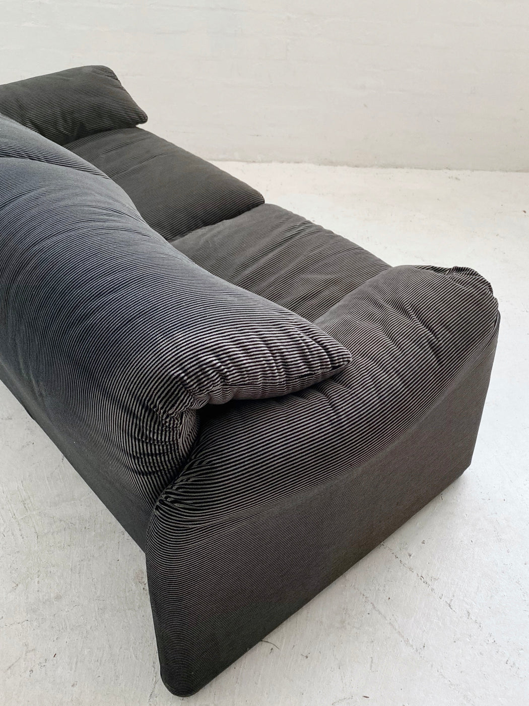 Vico Magistretti 'Maralunga' Sofa