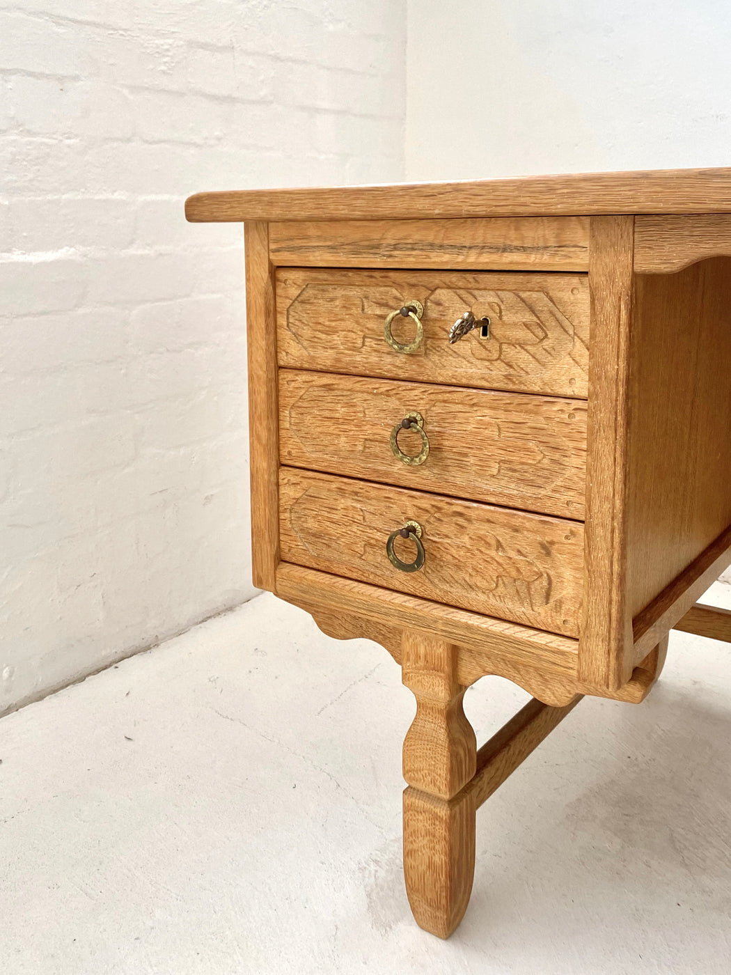 Henning Kjaernulf Oak Desk