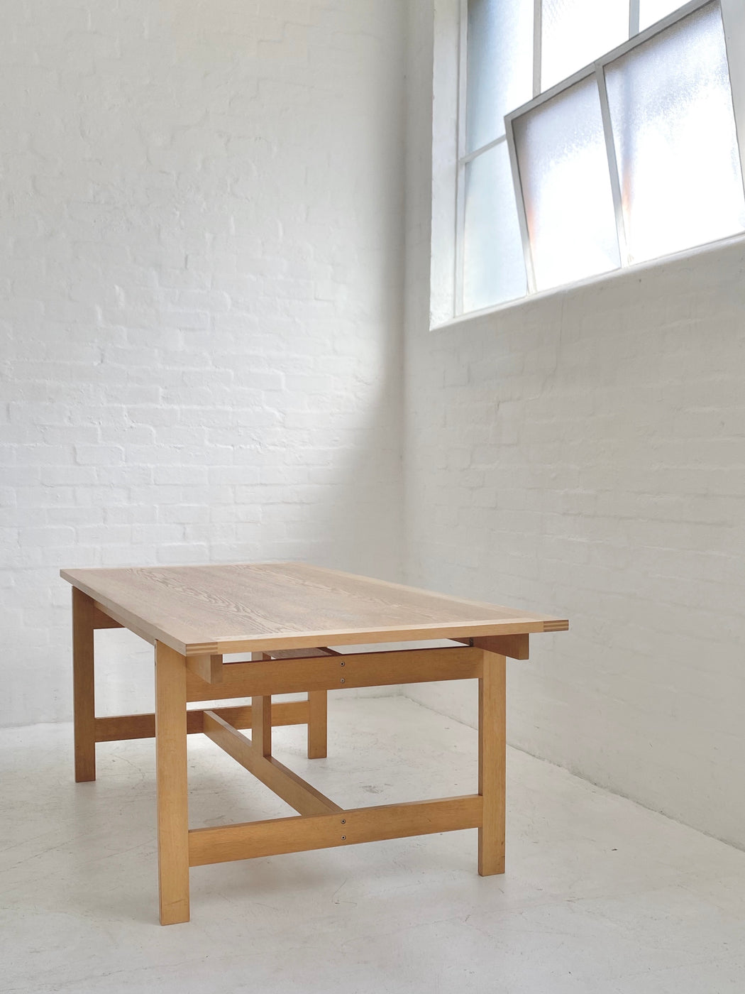 Jensen & Valeur 'M40' Oak Table