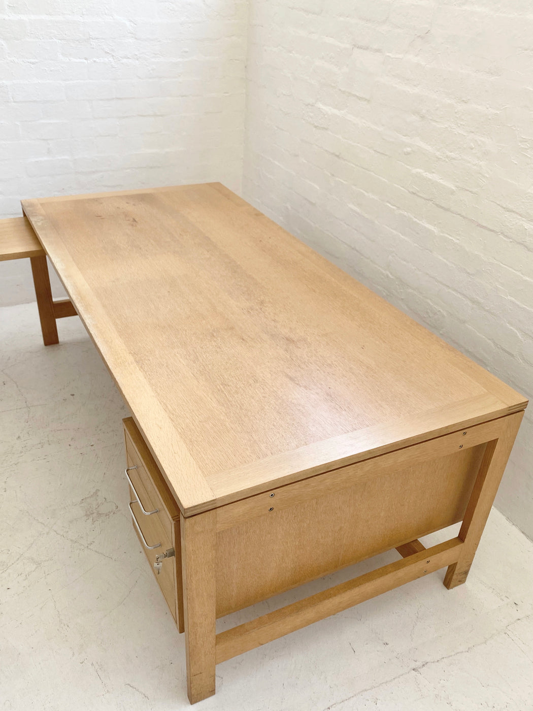 Jensen & Valeur 'M40' Oak Desk