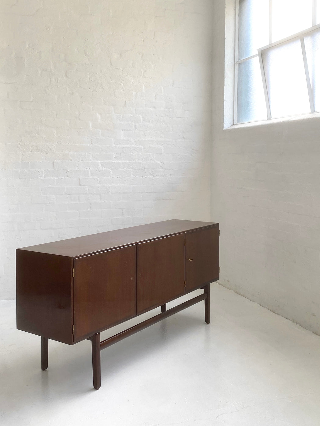 Ole Wanscher 'Rungstedlund' Sideboard