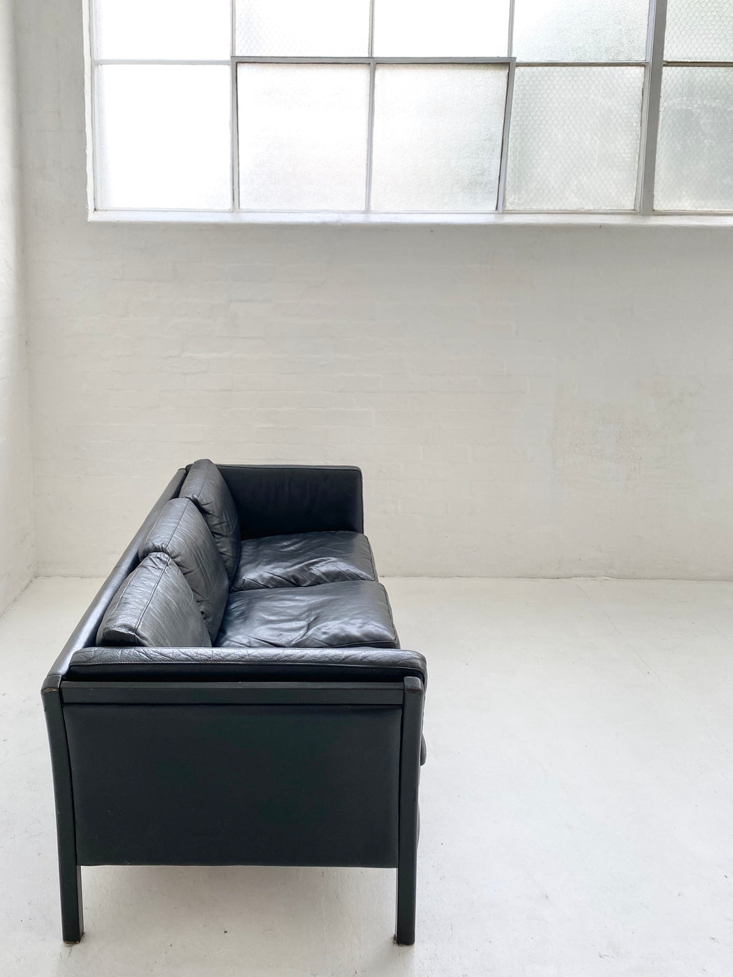 Stouby Black Leather Sofa