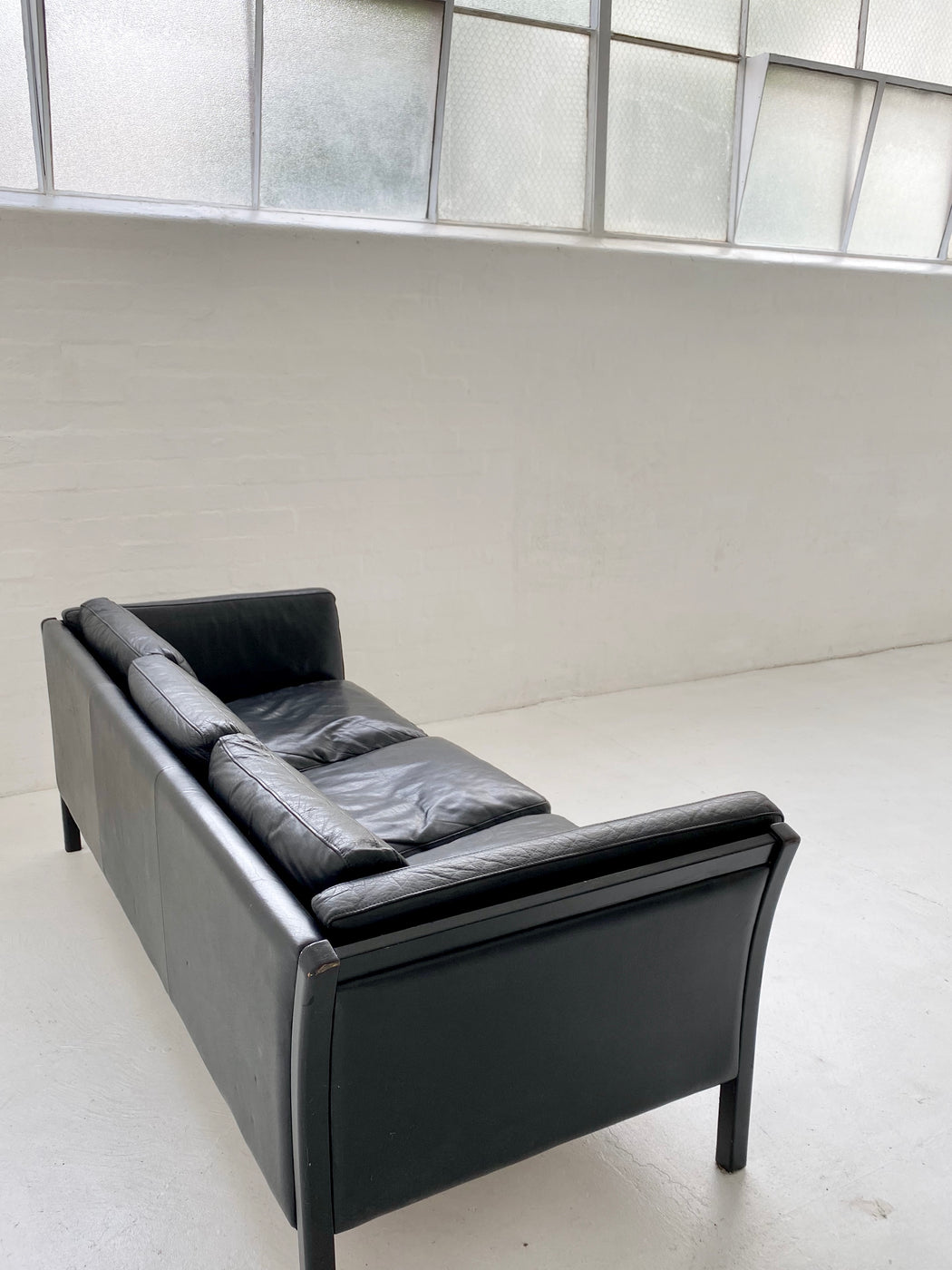 Stouby Black Leather Sofa