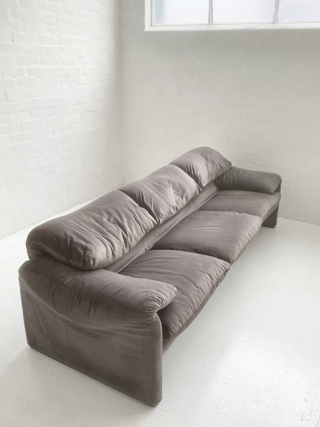Vico Magistretti 'Maralunga' Sofa