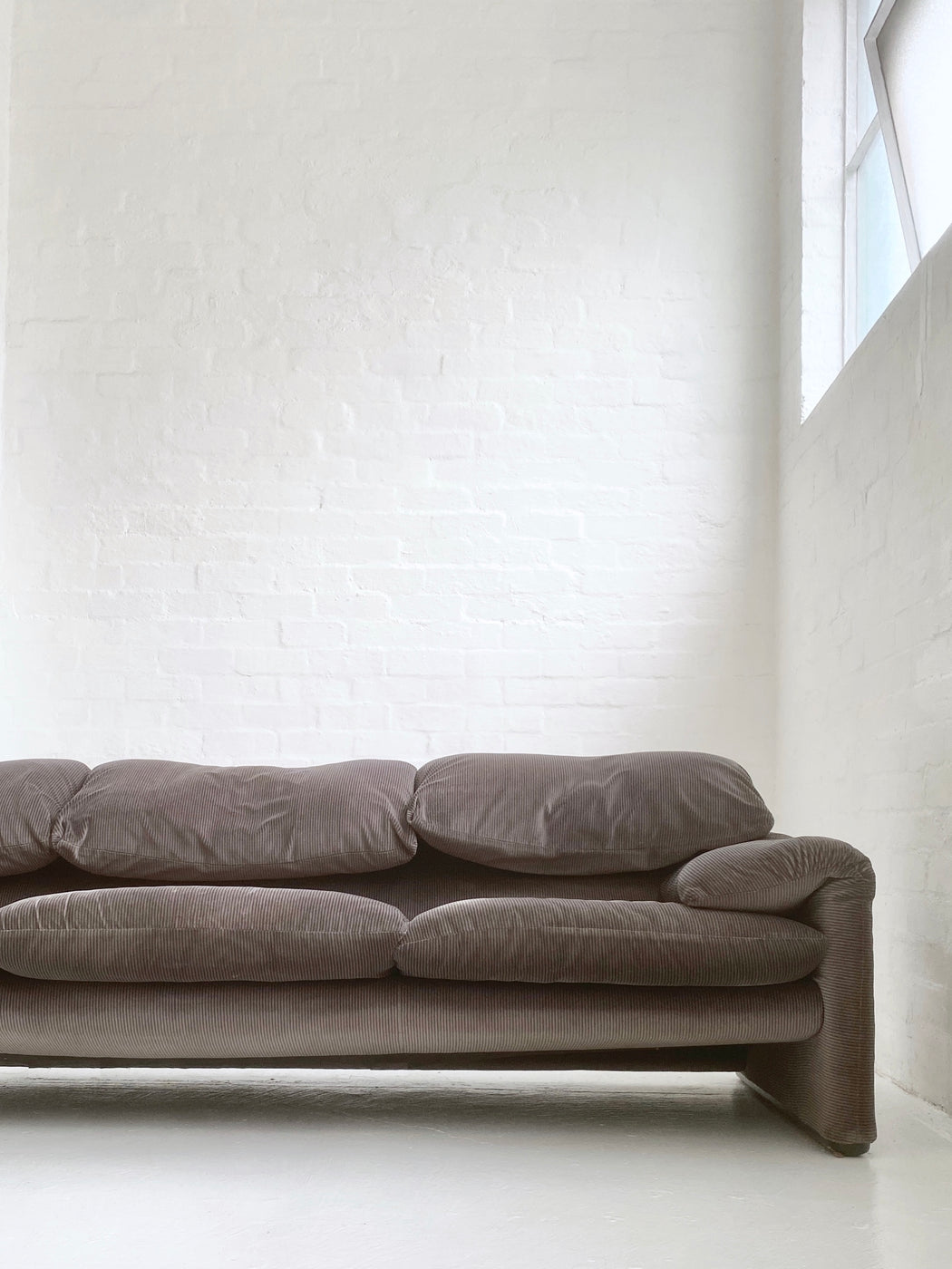 Vico Magistretti 'Maralunga' Sofa