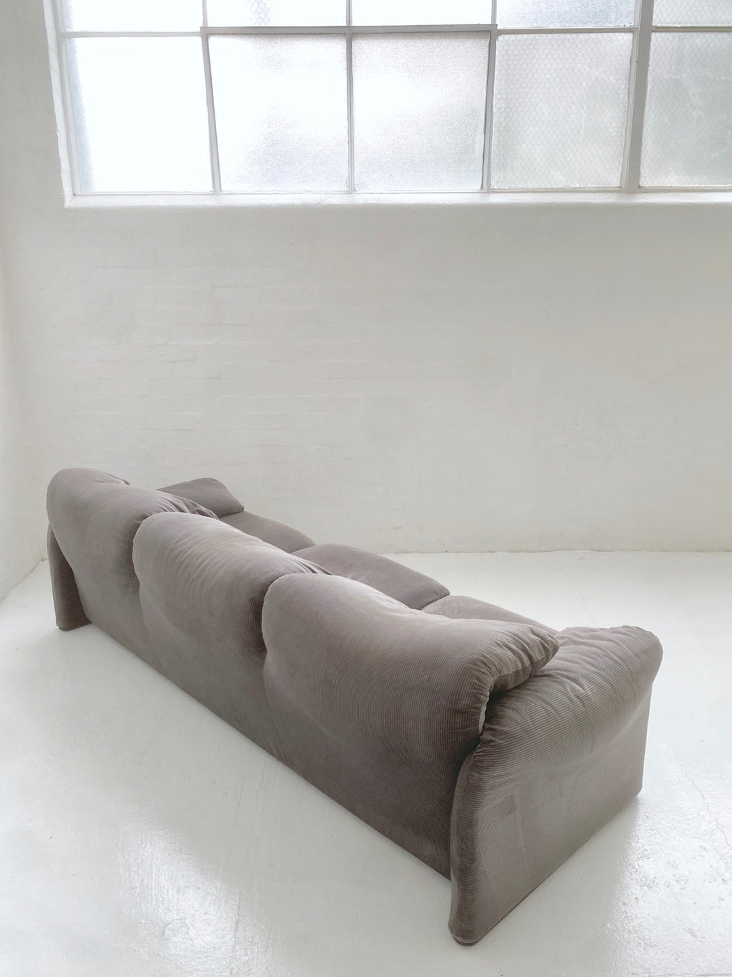 Vico Magistretti 'Maralunga' Sofa