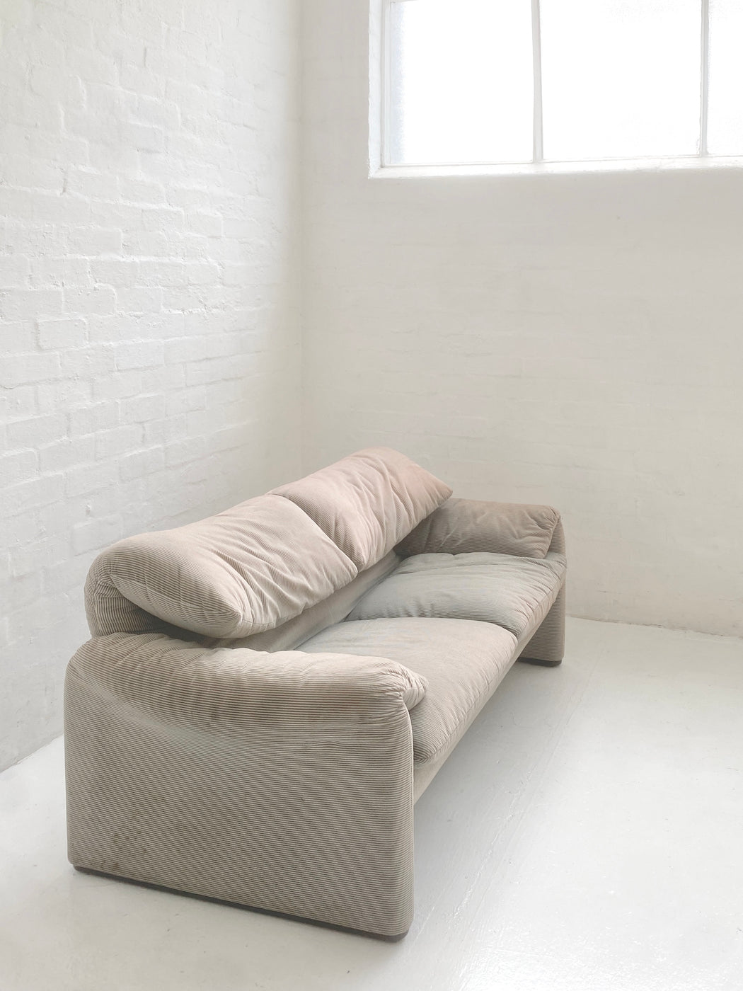Vico Magistretti 'Maralunga' Sofa