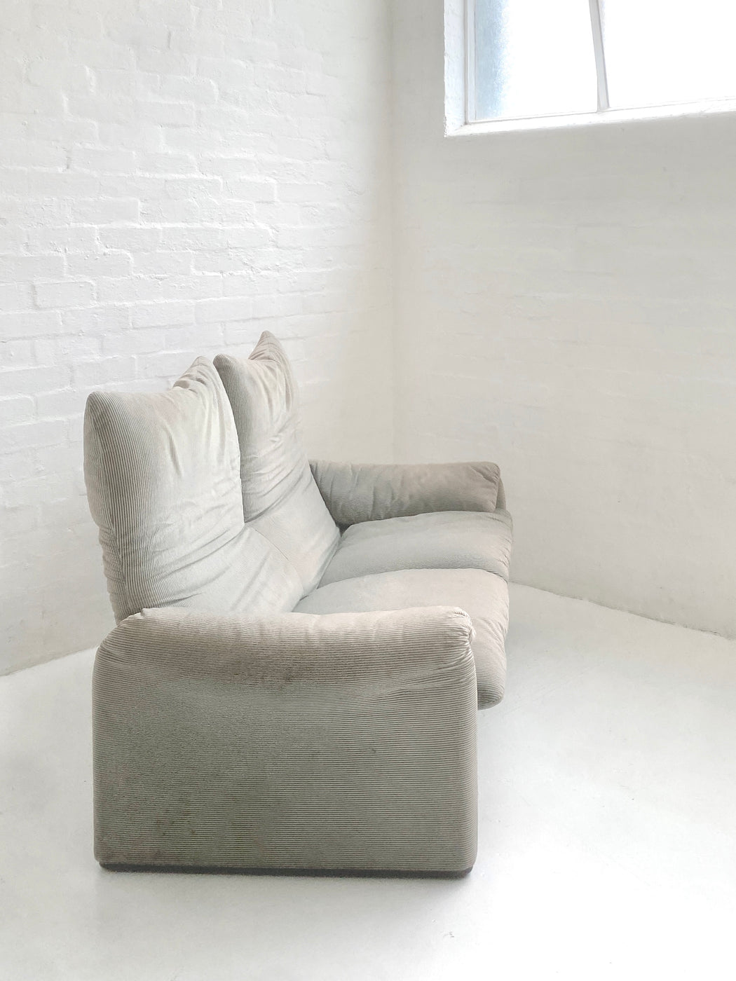 Vico Magistretti 'Maralunga' Sofa