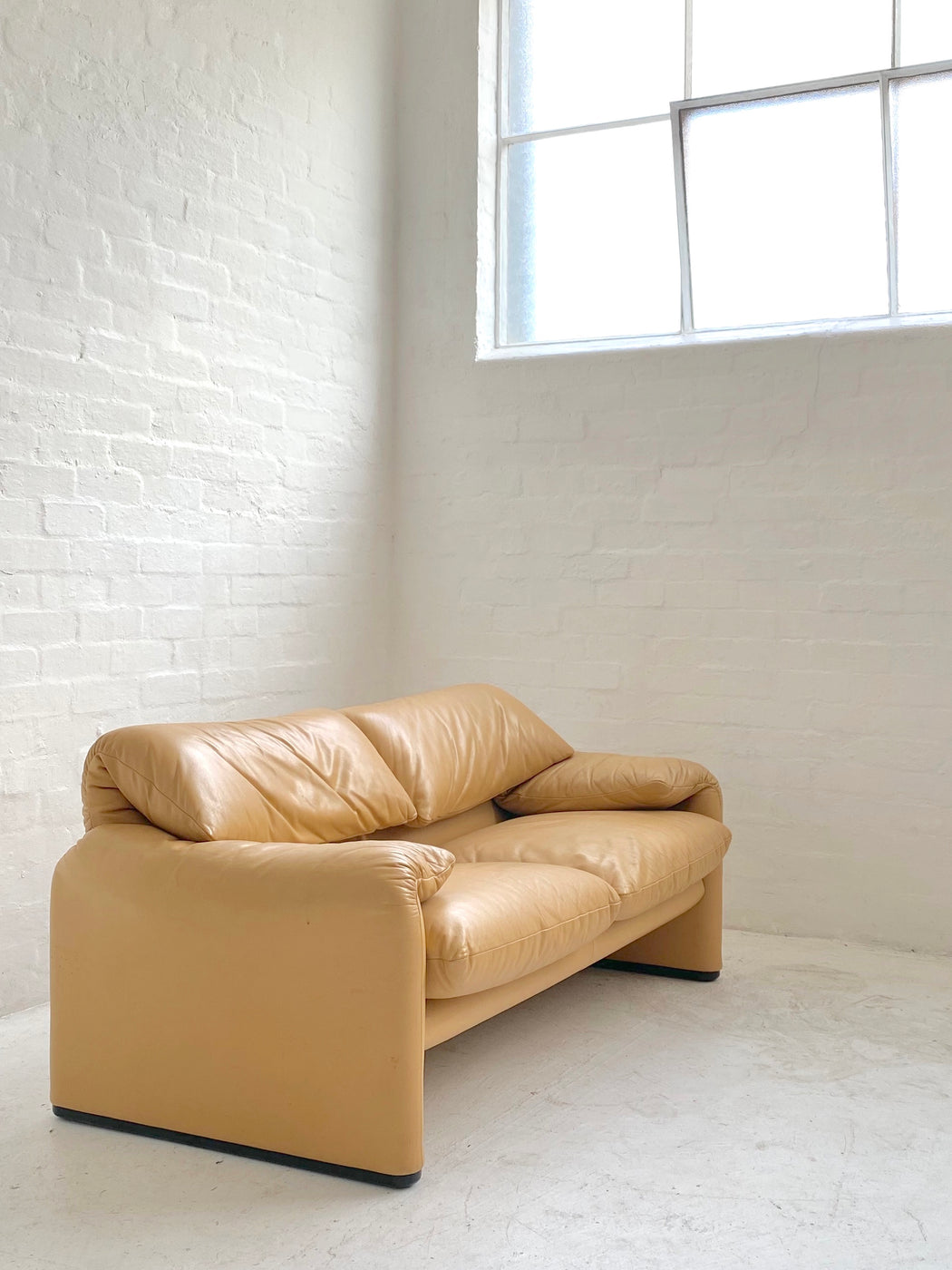 Vico Magistretti 'Maralunga' Sofa