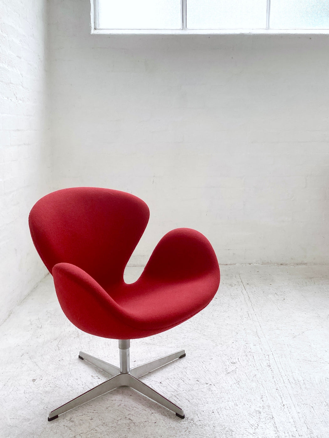Arne Jacobsen 'Swan' Chair