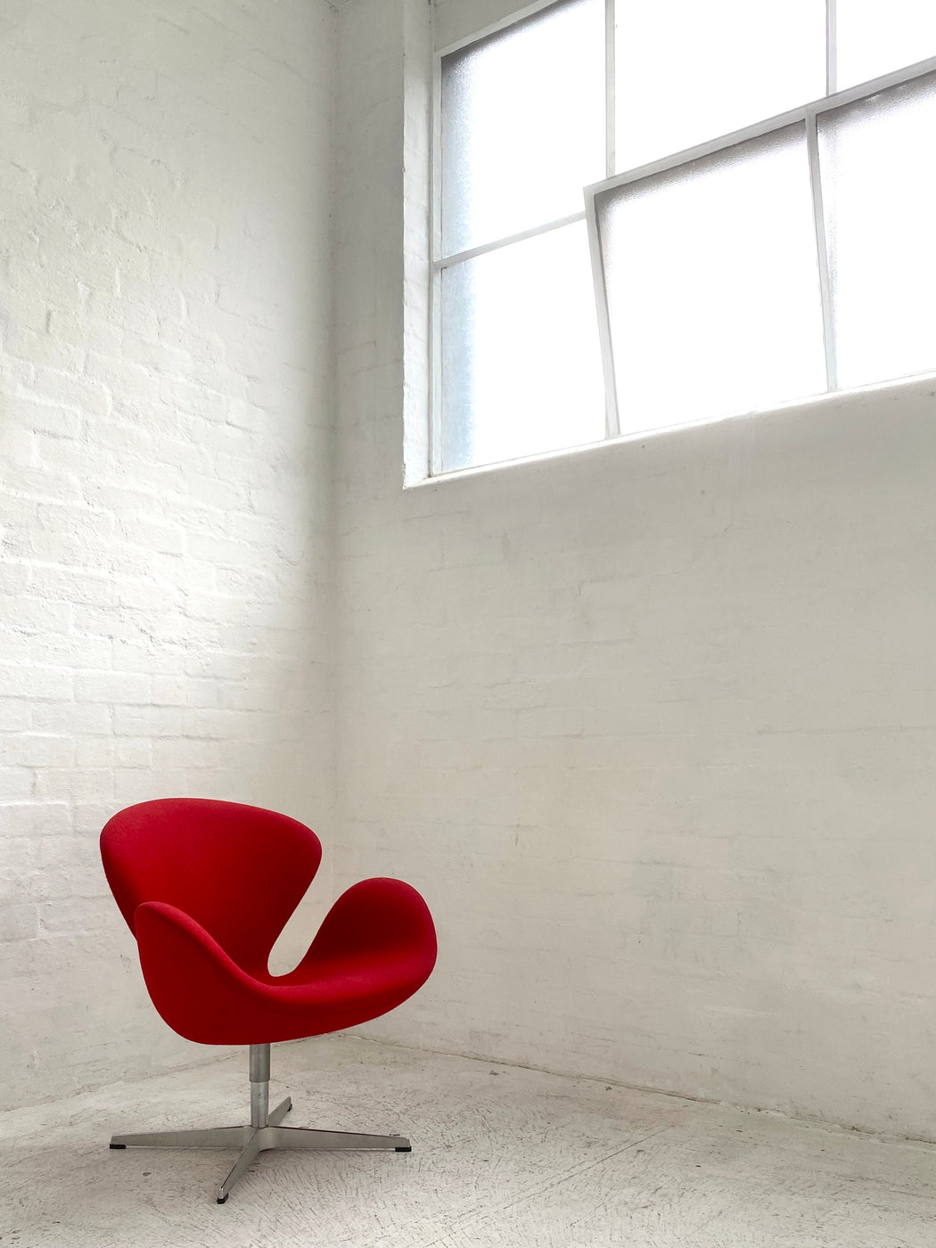 Arne Jacobsen 'Swan' Chair