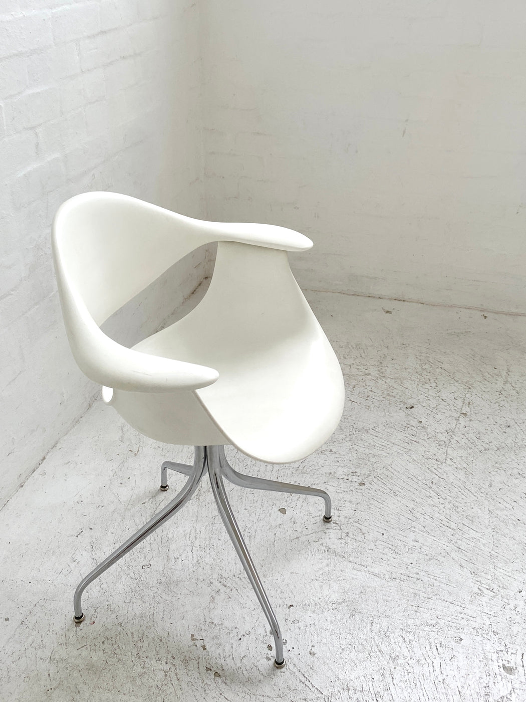 George Nelson 'Swag Leg' Armchair