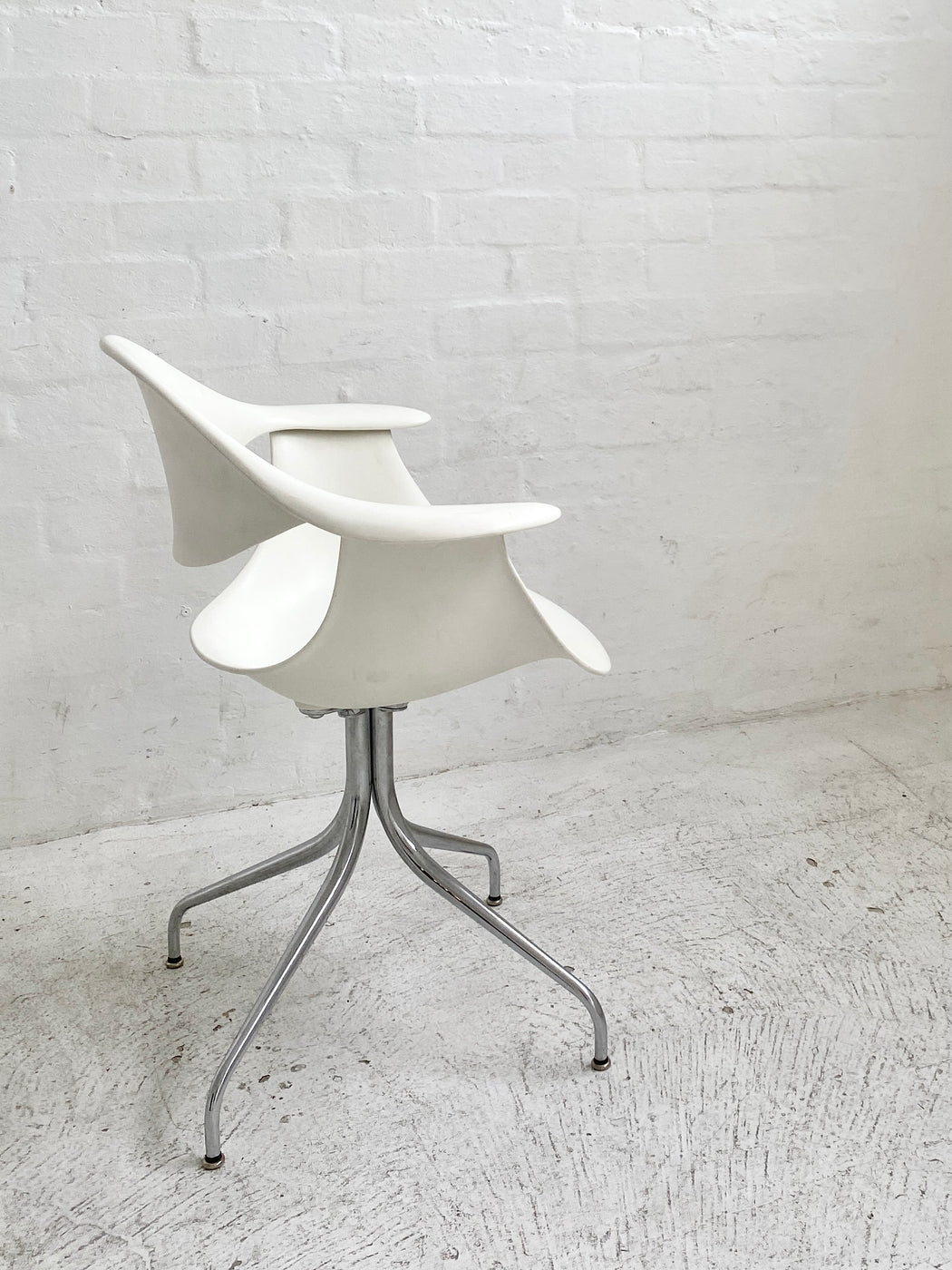 George Nelson 'Swag Leg' Armchair