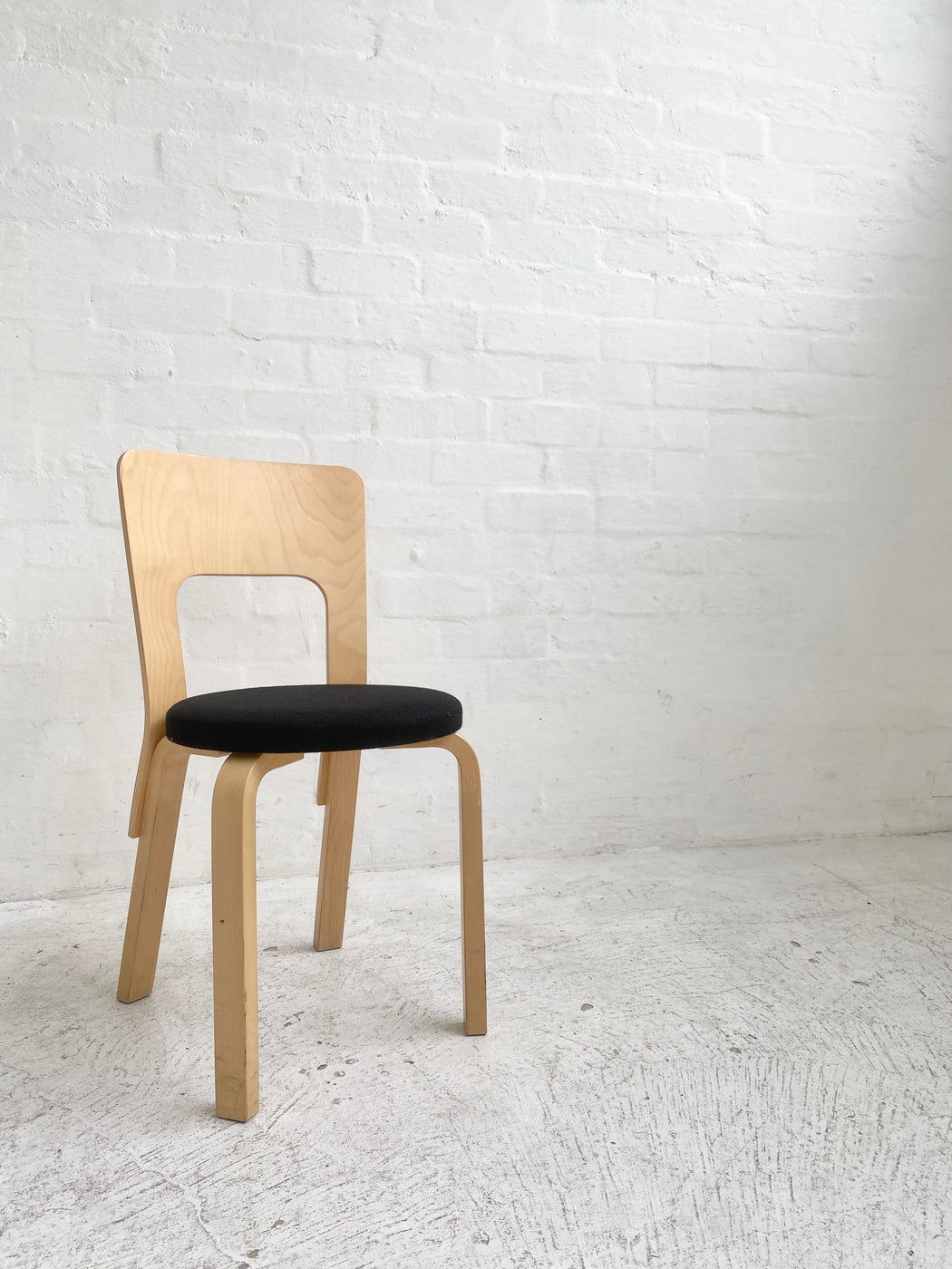 Alvar Aalto 'Model 66' Chair