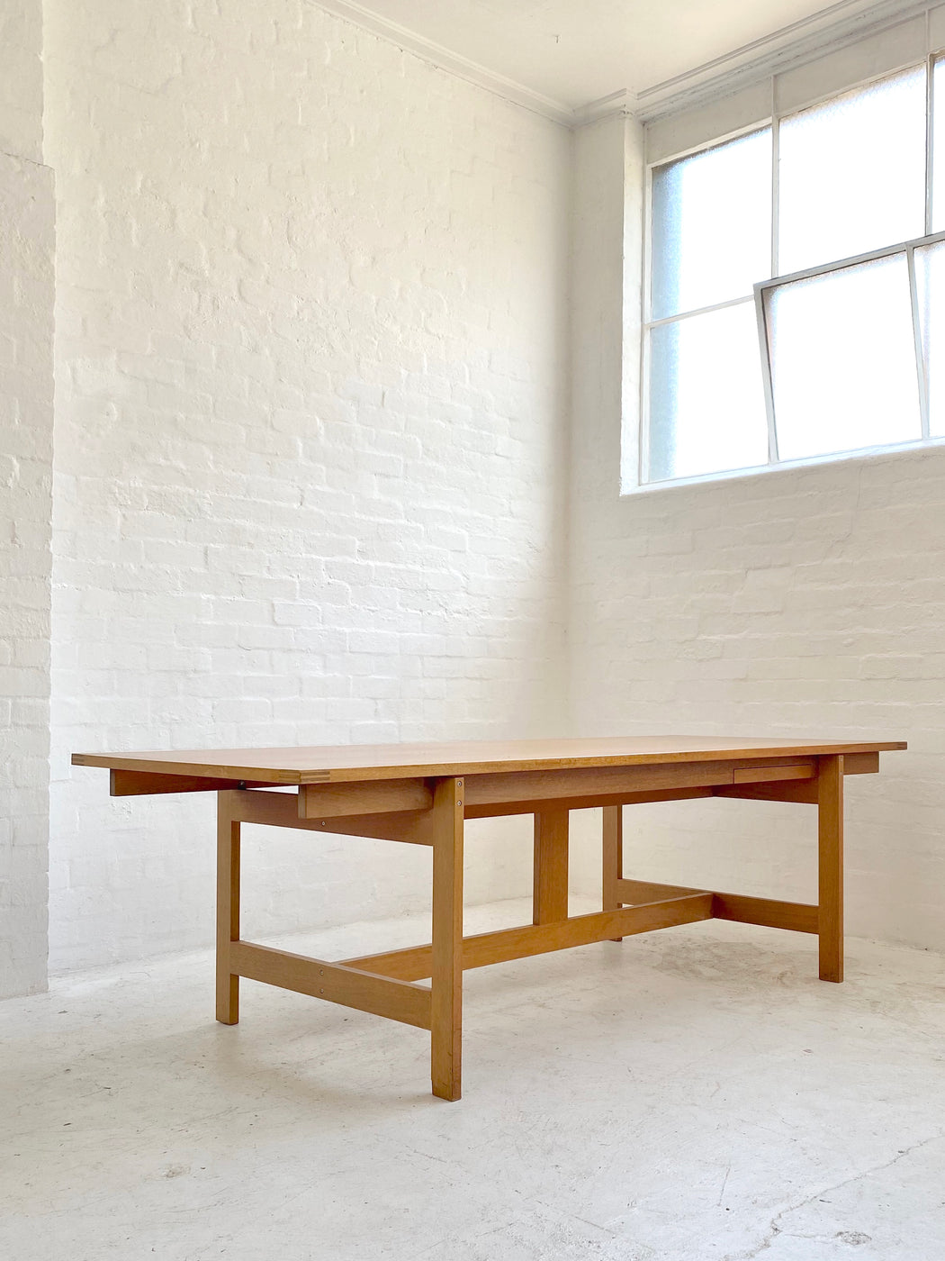 Henning Jensen & Torben Valeur Table