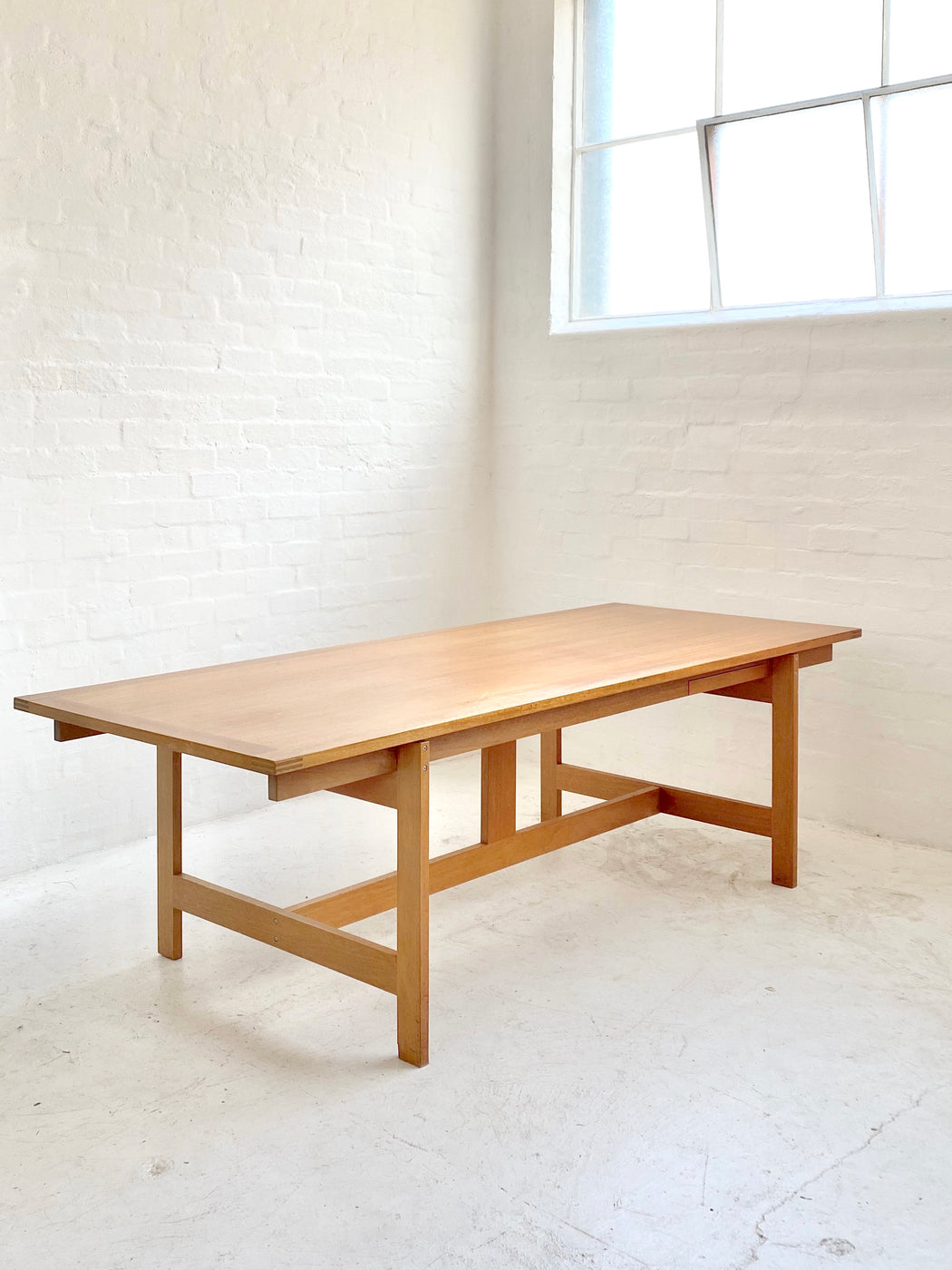 Henning Jensen & Torben Valeur Table