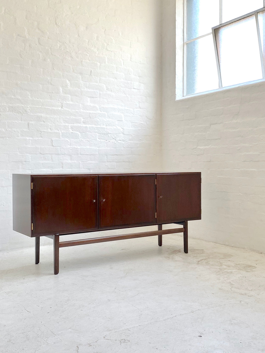 Ole Wanscher 'Rungstedlund' Sideboard