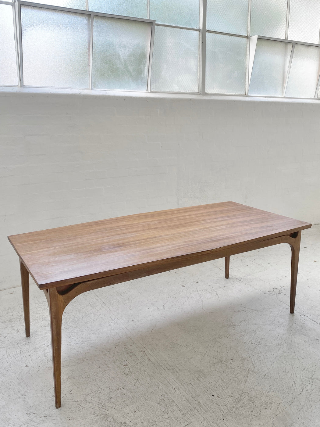 Dario Zoureff Dining Table