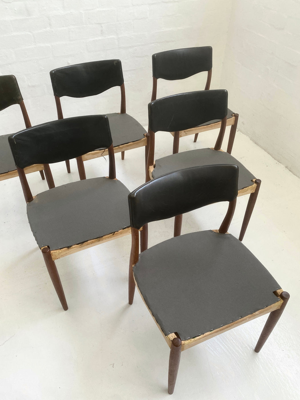 Ejner Larsen & Axel Bender Madsen Chairs