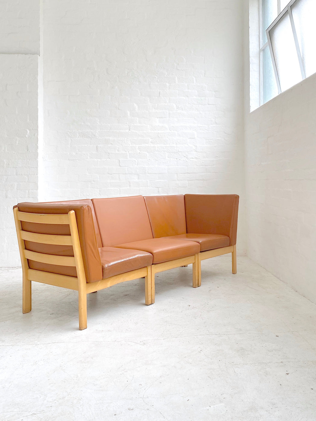 Hans J. Wegner 'GE280' Sofa