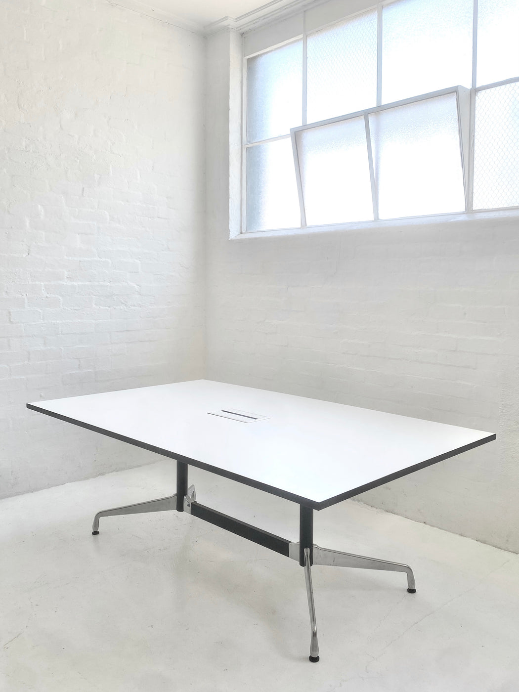Eames Segment Base Table