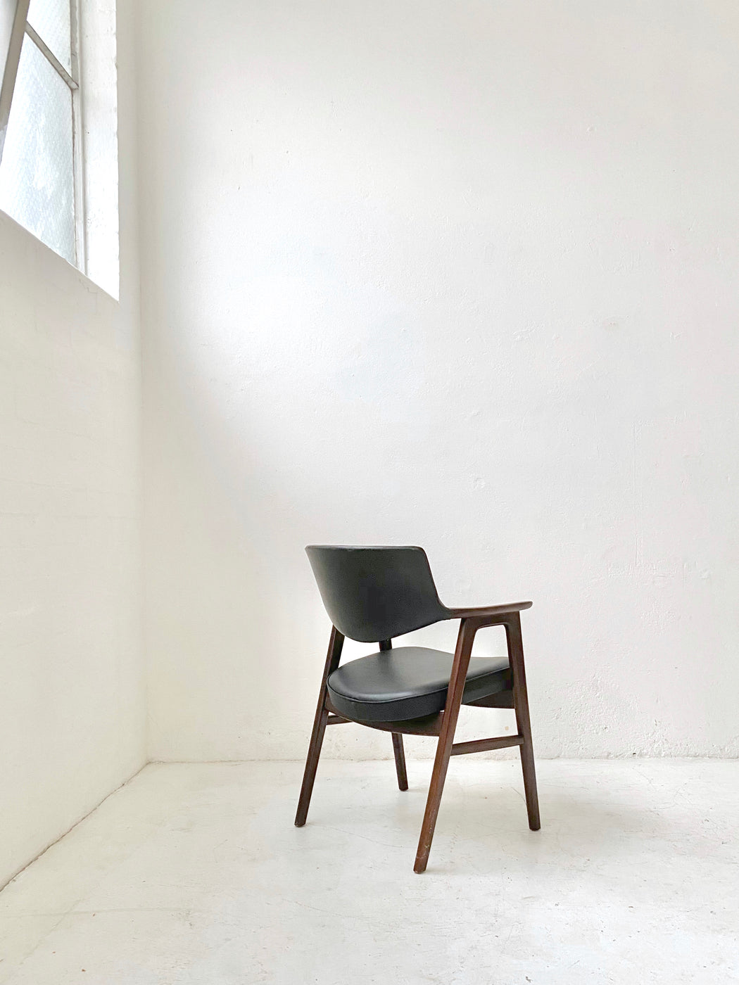 Erik Kirkegaard 'Model 43' Armchair