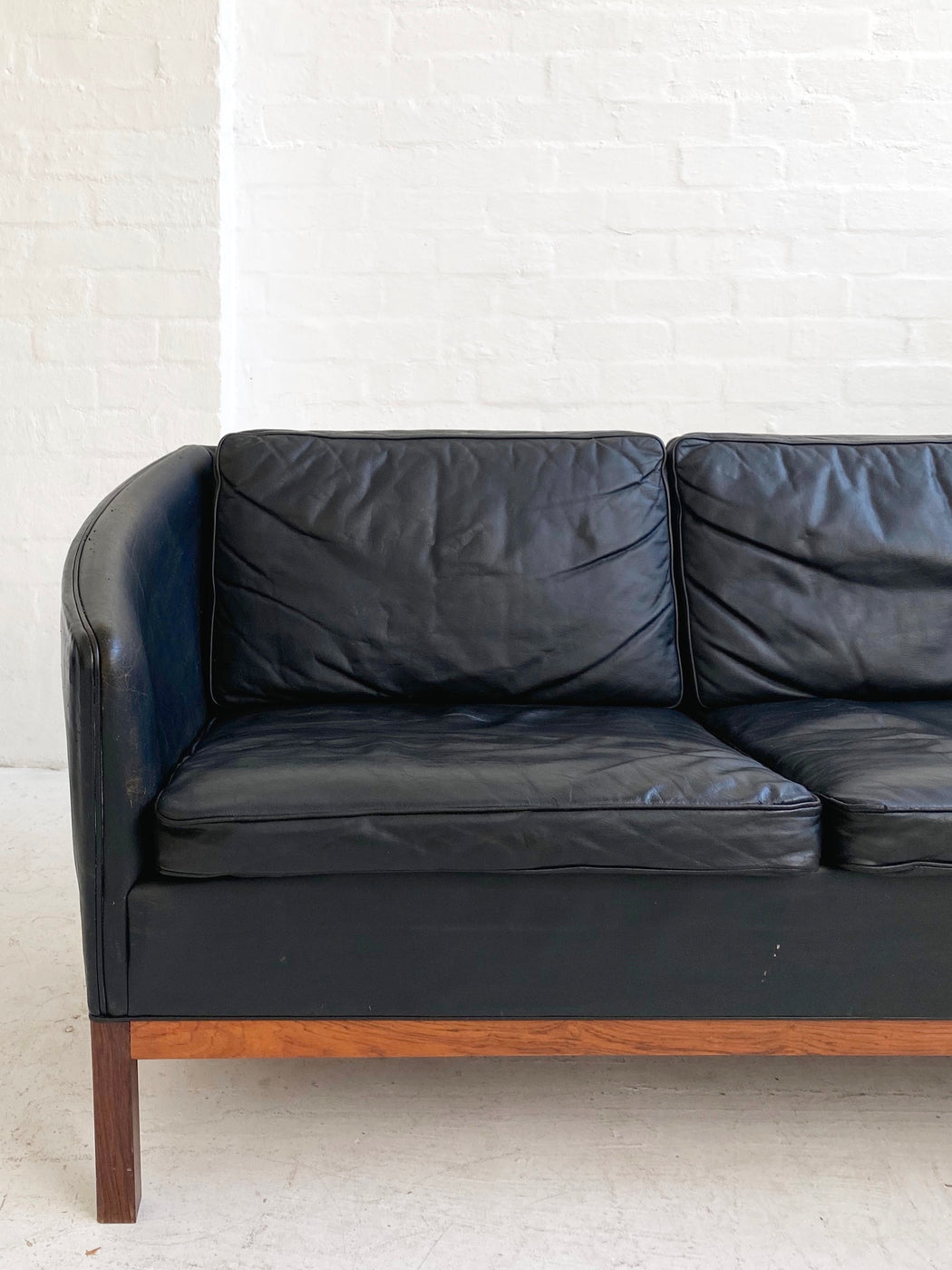 Illum Wikkelso ‘V17’ Sofa