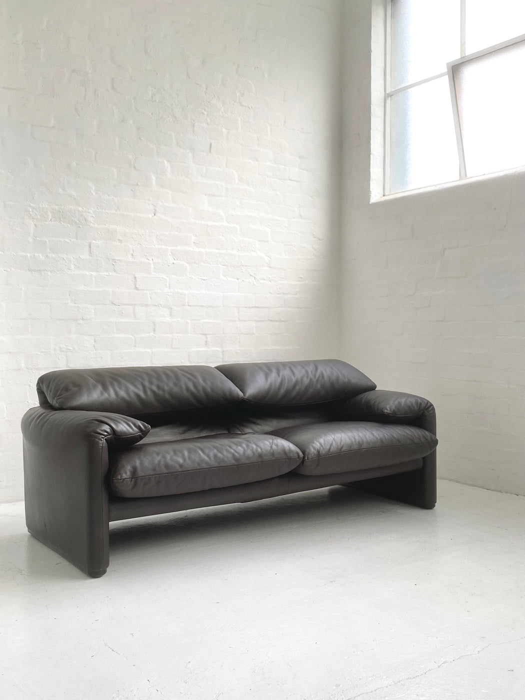 Vico Magistretti 'Maralunga' Sofa