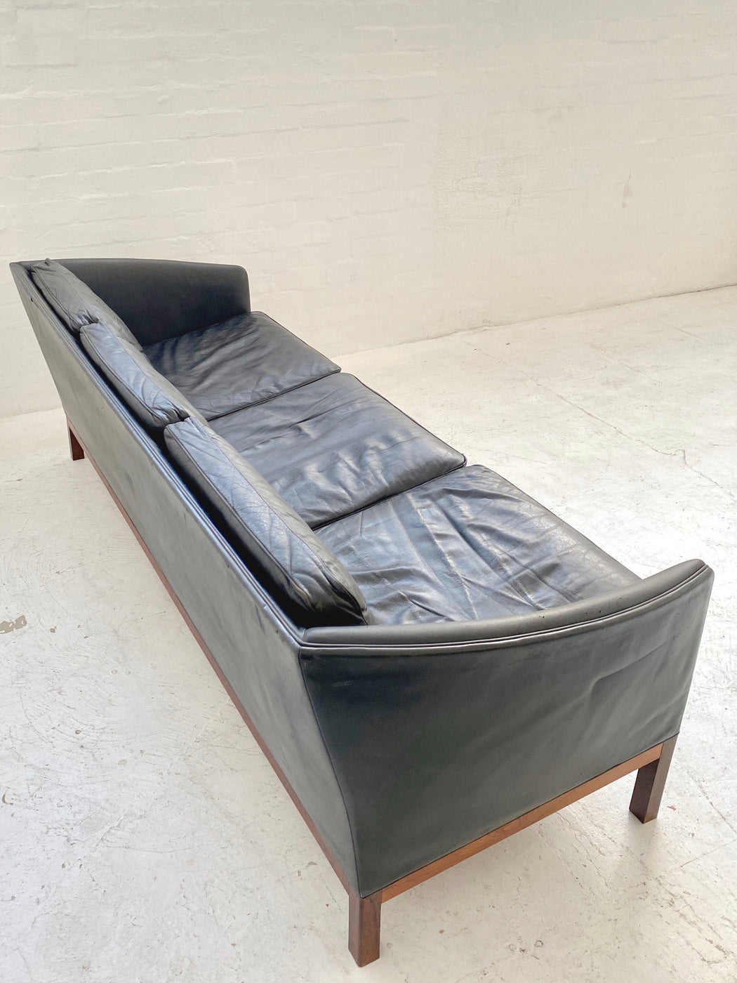 Illum Wikkelso ‘V17’ Sofa