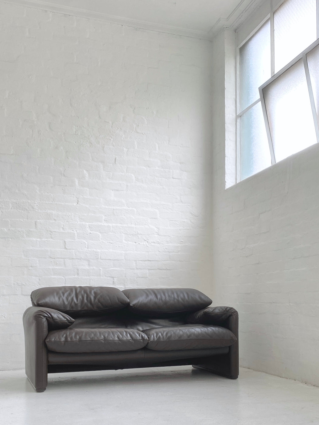 Vico Magistretti 'Maralunga' Sofa