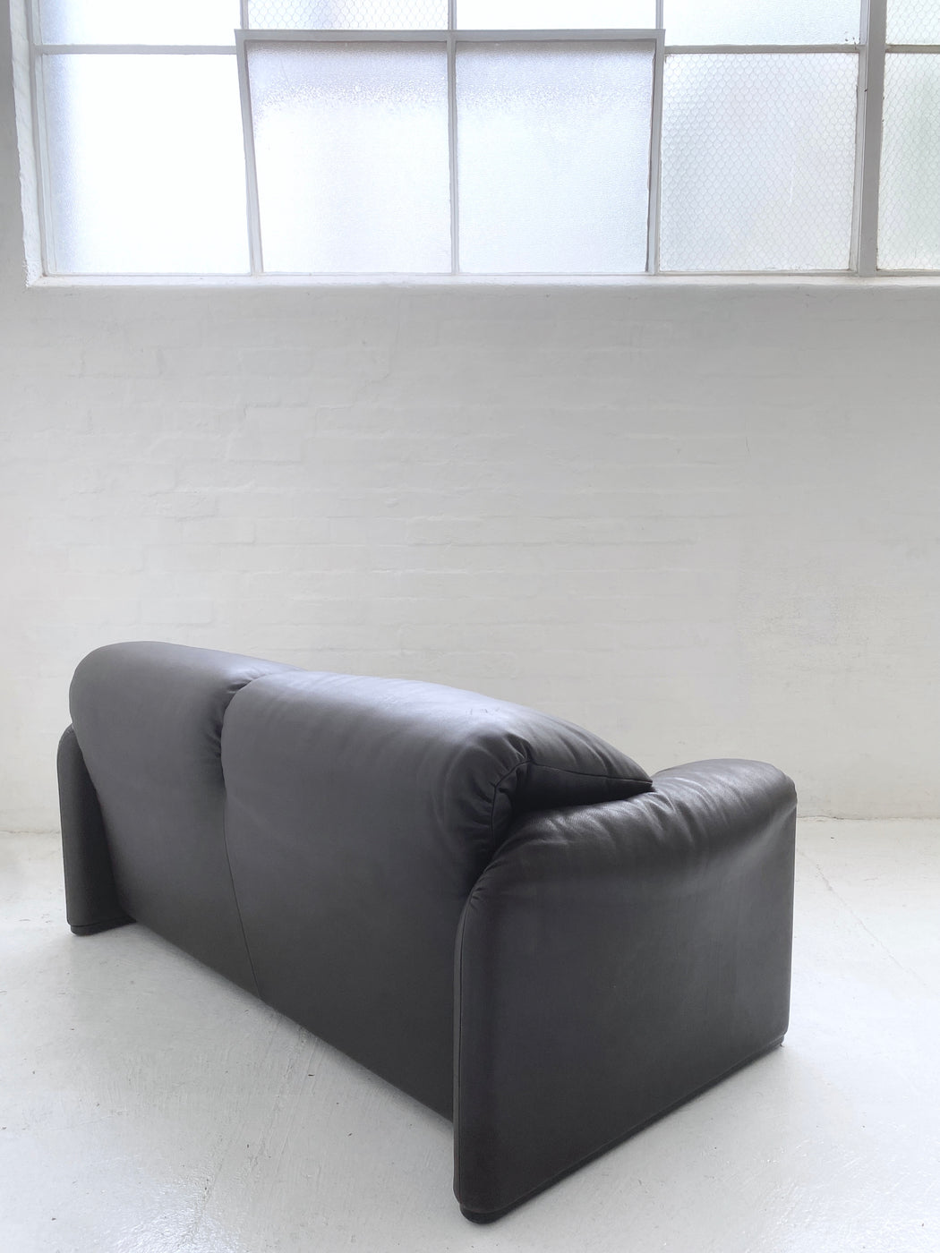 Vico Magistretti 'Maralunga' Sofa
