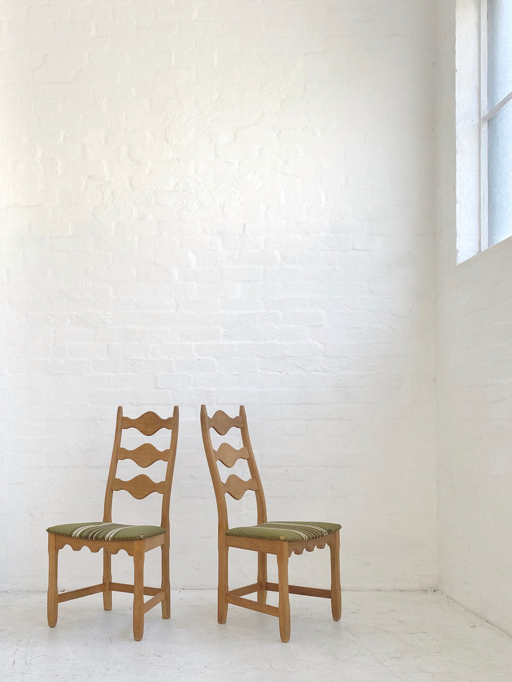 Henning Kjaernulf Chairs