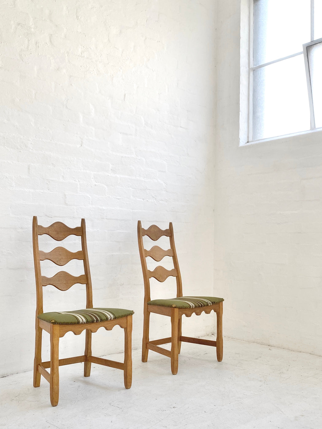 Henning Kjaernulf Chairs
