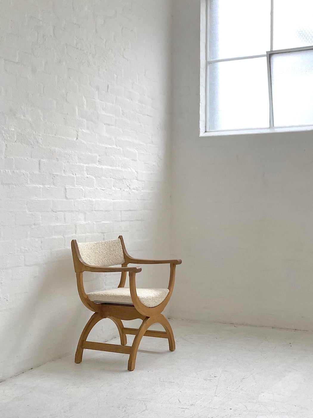 Henning Kjærnulf ‘Curule’ Chair