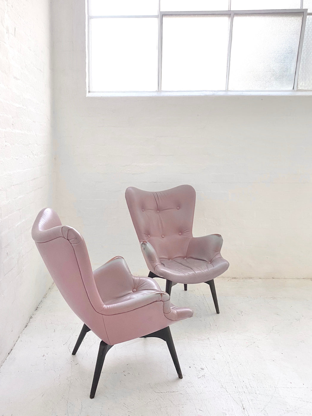 Grant Featherston R160 'Contour' Chair