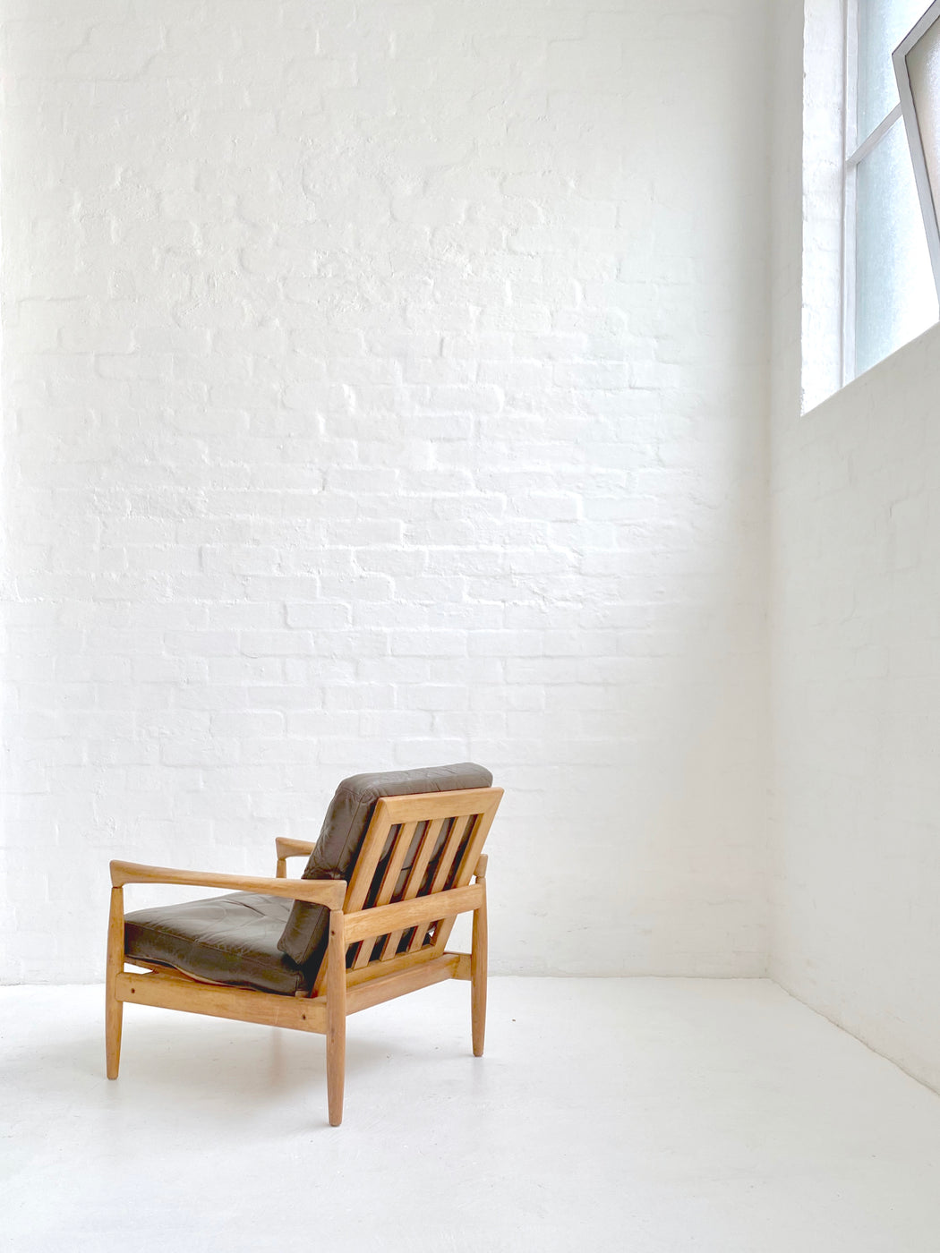Erik Worts Easy Chair