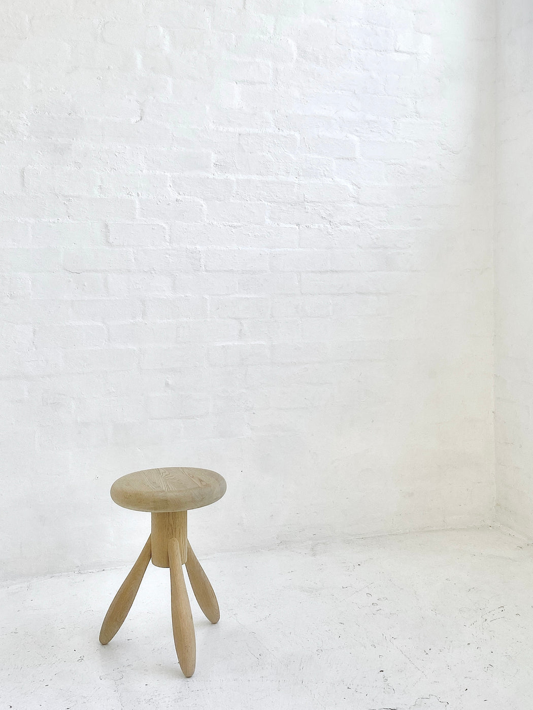 Eero Aarnio 'Rocket' Stool