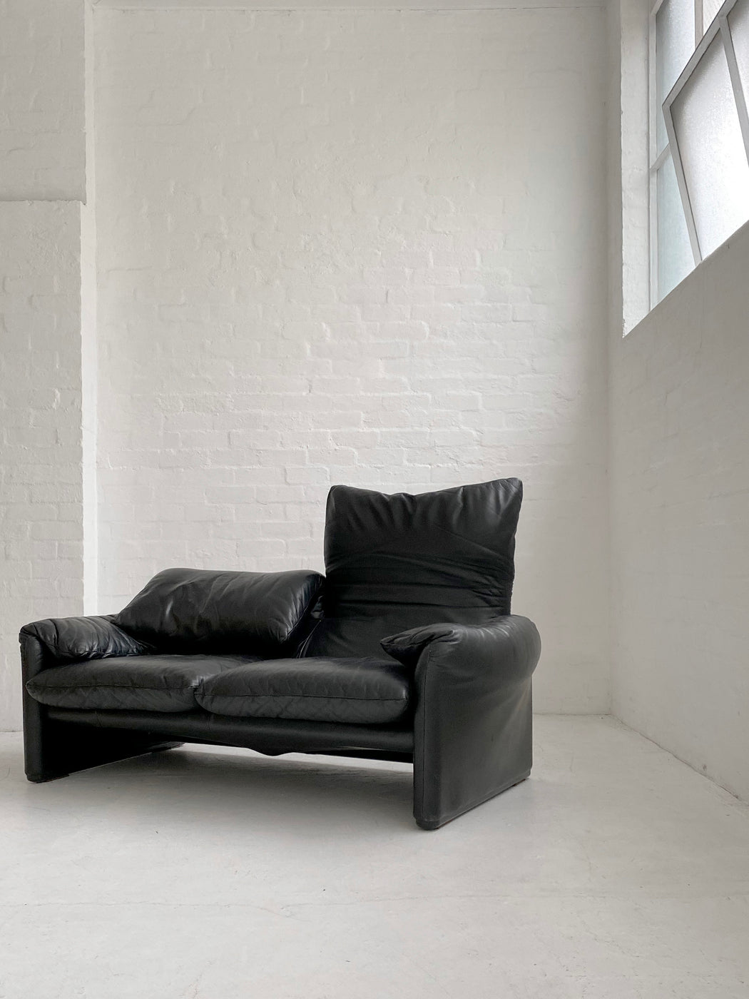 Vico Magistretti 'Maralunga' Leather Sofa
