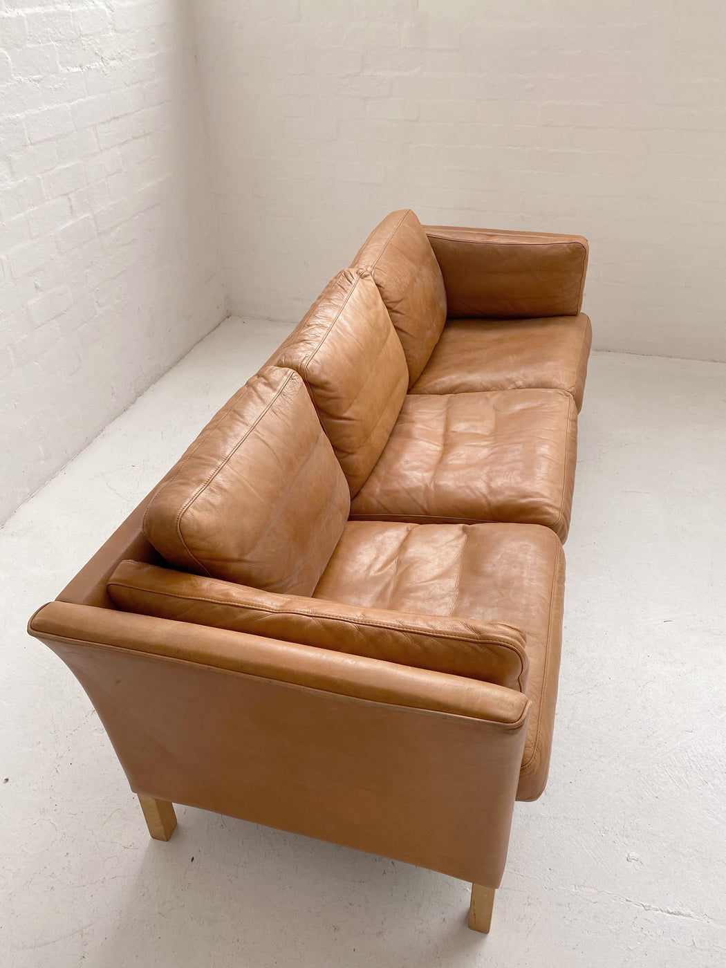 Mogens Hansen 'Model 2225' Sofa