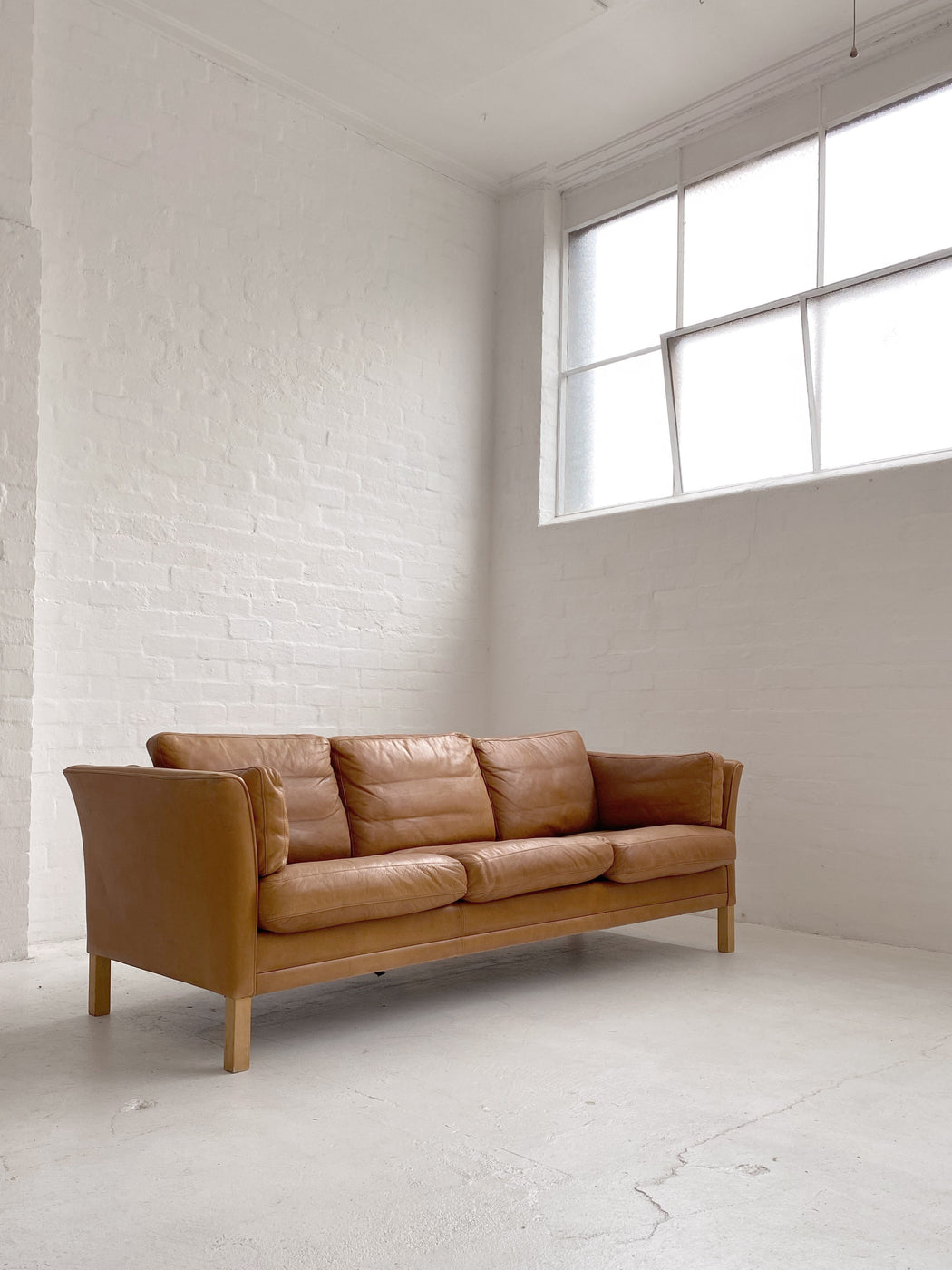 Mogens Hansen 'Model 2225' Sofa
