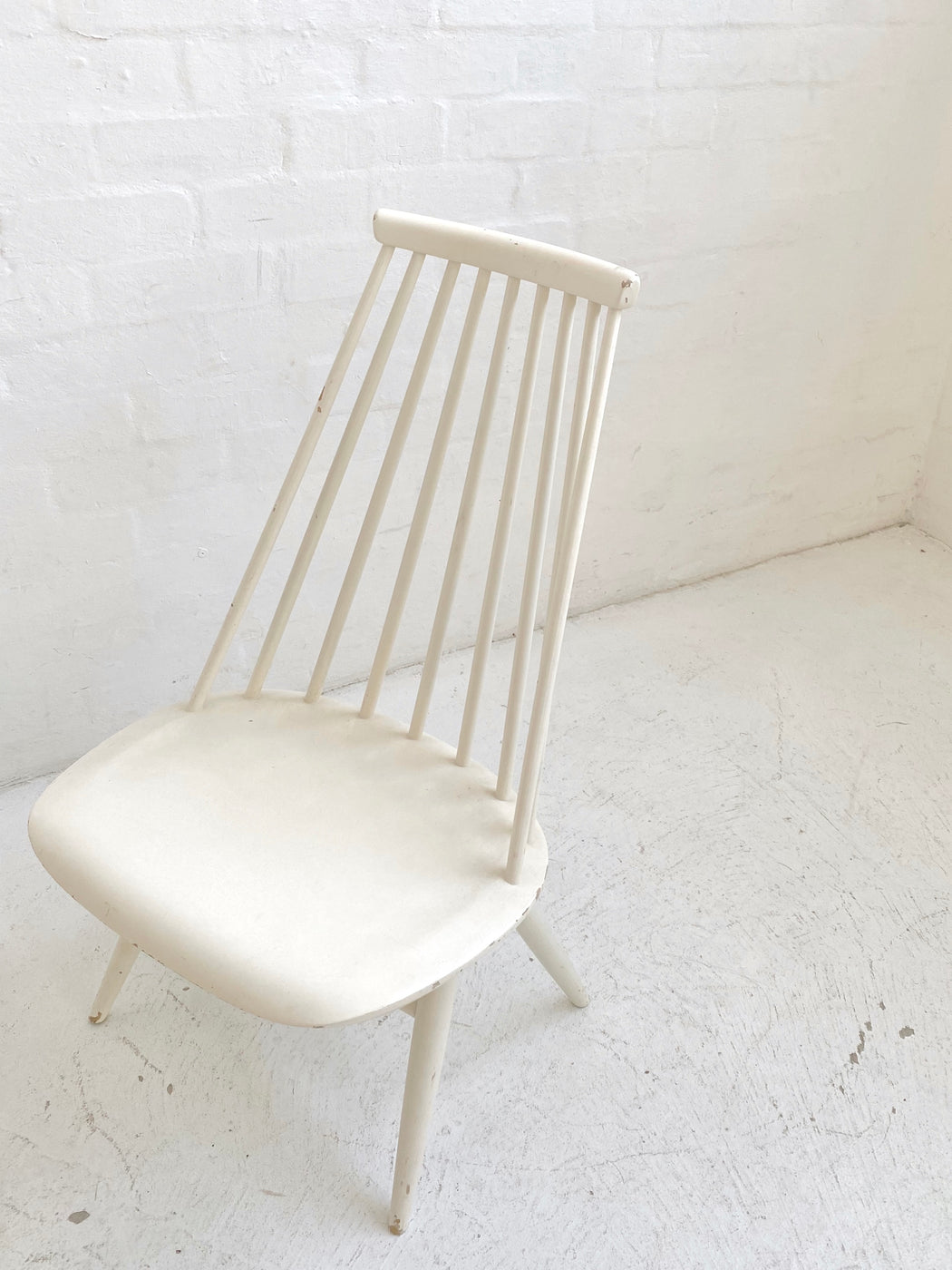 Ilmari Tapiovaara 'Mademoiselle' Chair