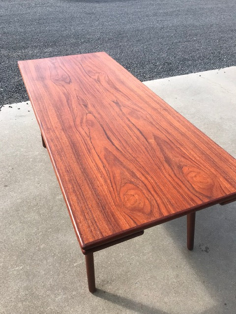 Danish 'Copenhagen' Elevator Table