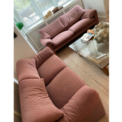 Vico Magistretti 'Maralunga' Sofas